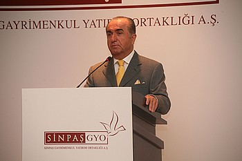 Avni Çelik